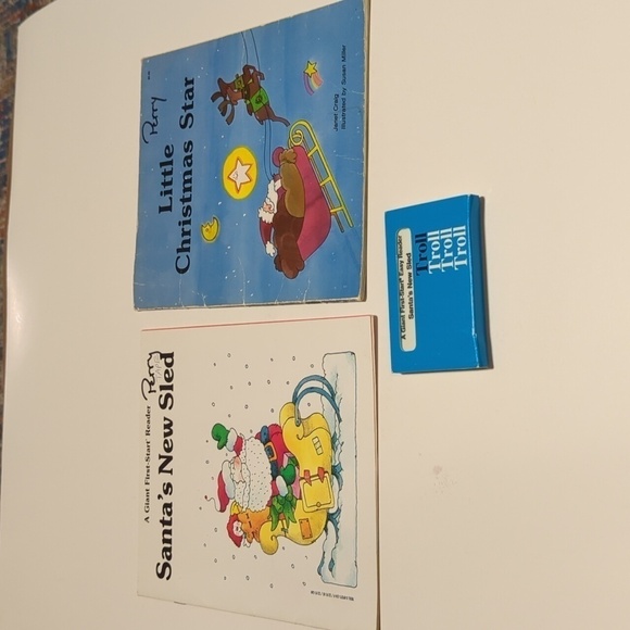 Troll Assoc. Authors Christmas Paperback Book Set w/Cassette Tape - Picture 1 of 6